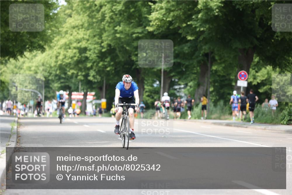 15.06.2025 - 7 Türme Triathlon Yannick Fuchs http://msf.ph/oto/8025342 15.06.2025 13:39:34 Radfahren 1085, 1159 meine-sportfotos.de
