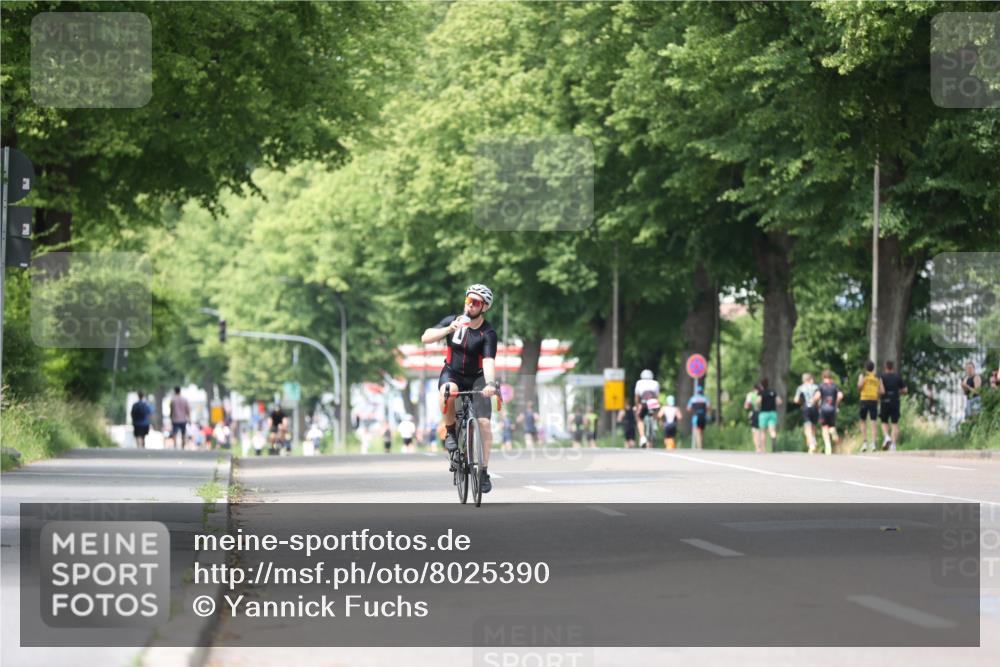 15.06.2025 - 7 Türme Triathlon Yannick Fuchs http://msf.ph/oto/8025390 15.06.2025 13:39:40 Radfahren 409, 1085 meine-sportfotos.de