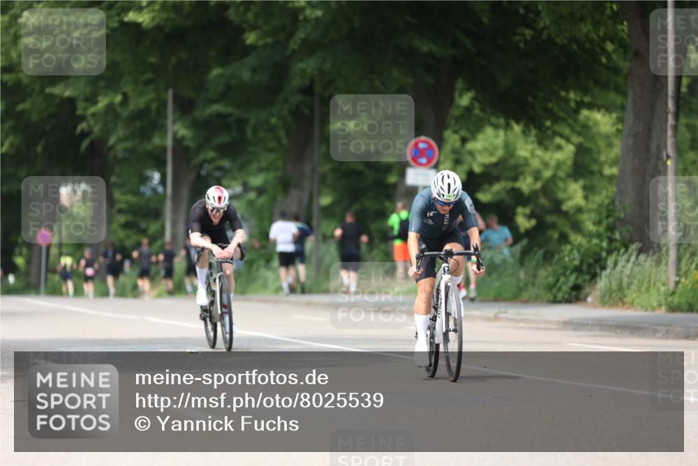 15.06.2025 - 7 Türme Triathlon Yannick Fuchs http://msf.ph/oto/8025539 15.06.2025 13:40:03 Radfahren 607, 948 meine-sportfotos.de