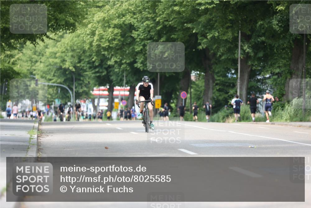 15.06.2025 - 7 Türme Triathlon Yannick Fuchs http://msf.ph/oto/8025585 15.06.2025 13:40:12 Radfahren 364 meine-sportfotos.de