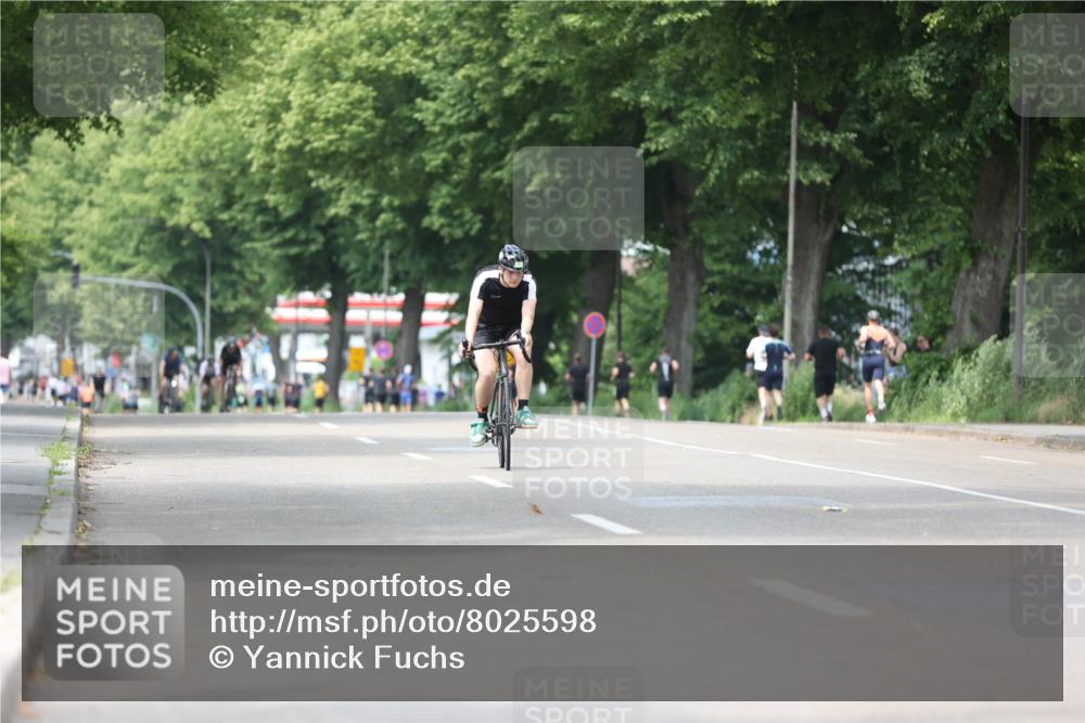 15.06.2025 - 7 Türme Triathlon Yannick Fuchs http://msf.ph/oto/8025598 15.06.2025 13:40:12 Radfahren 364 meine-sportfotos.de