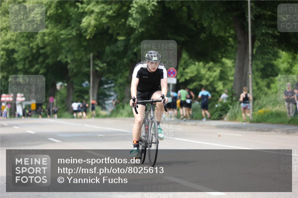 15.06.2025 - 7 Türme Triathlon Yannick Fuchs http://msf.ph/oto/8025613 15.06.2025 13:40:15 Radfahren 364, 757 meine-sportfotos.de