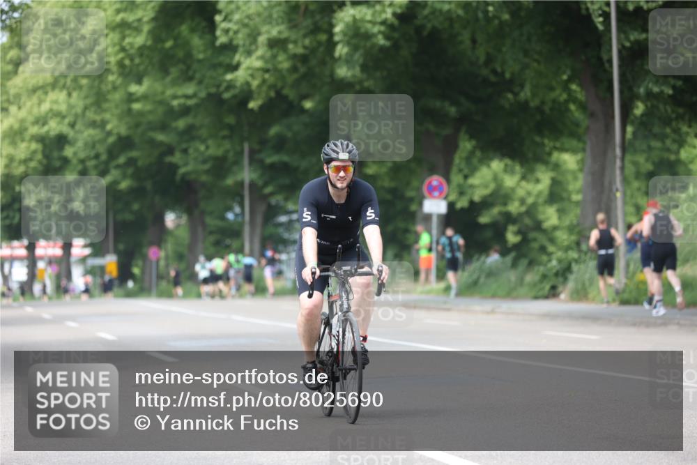 15.06.2025 - 7 Türme Triathlon Yannick Fuchs http://msf.ph/oto/8025690 15.06.2025 13:40:32 Radfahren 1025 meine-sportfotos.de