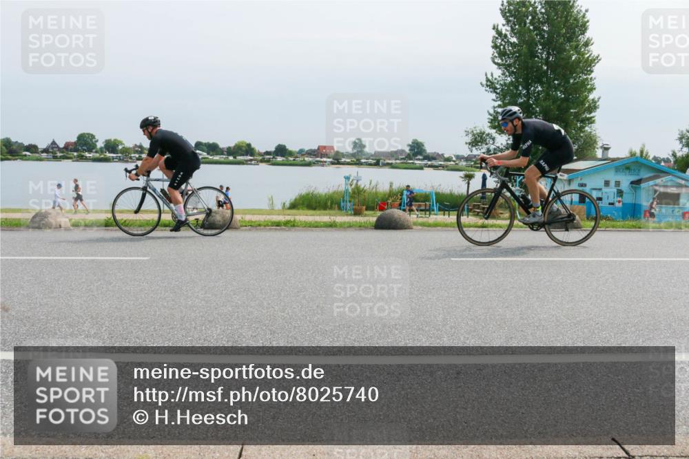 21.06.2025 - 27. Vierlanden-Triathlon H.Heesch http://msf.ph/oto/8025740 15.06.2025 11:17:48 Radfahren 7, 148, 153, 720, 947 meine-sportfotos.de