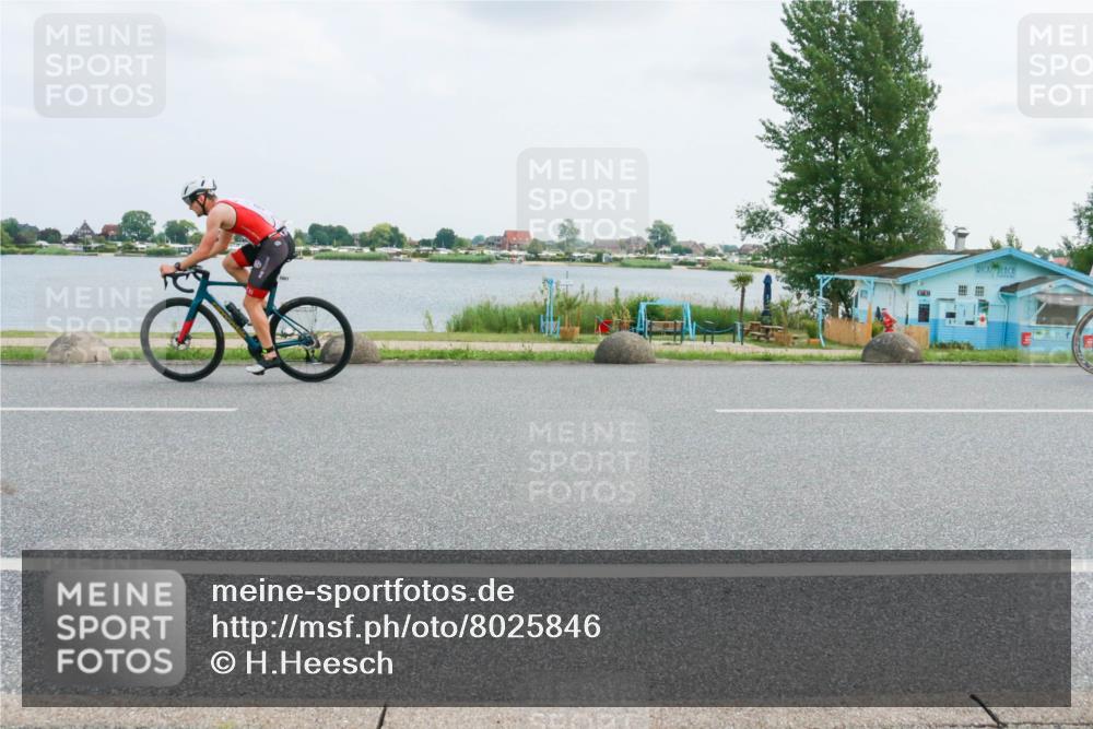 21.06.2025 - 27. Vierlanden-Triathlon H.Heesch http://msf.ph/oto/8025846 15.06.2025 12:08:06 Radfahren 935, 1004, 1005, 1006, 1007, 1008 meine-sportfotos.de