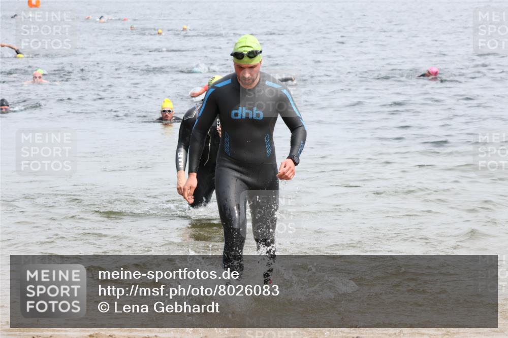 15.06.2025 - 27. Vierlanden-Triathlon Lena Gebhardt http://msf.ph/oto/8026083 15.06.2025 10:58:00 Schwimmen 640, 647, 705, 738, 762 meine-sportfotos.de