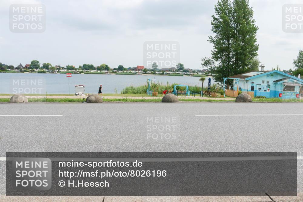 21.06.2025 - 27. Vierlanden-Triathlon H.Heesch http://msf.ph/oto/8026196 15.06.2025 12:10:53 Radfahren 933, 1019, 1020, 1021, 1022, 1023 meine-sportfotos.de
