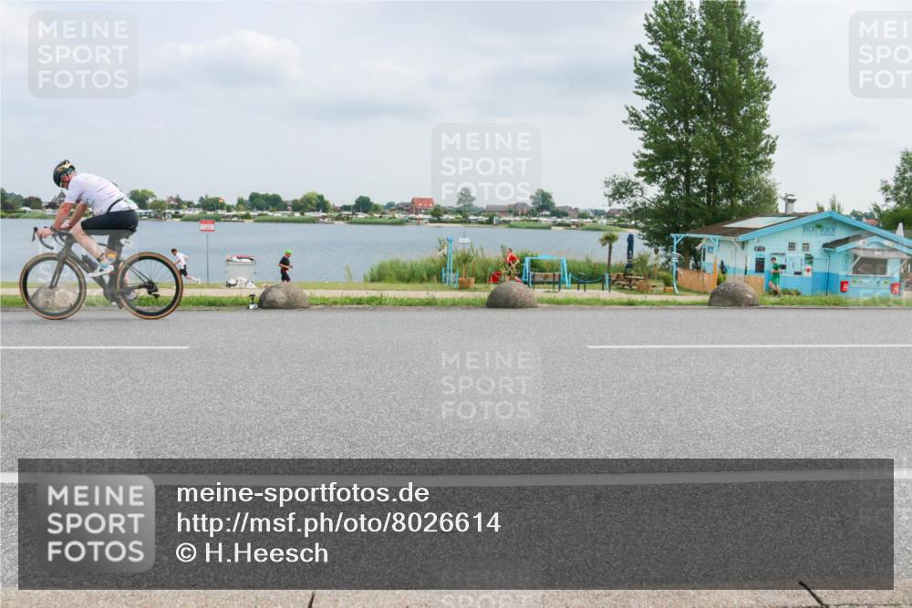 21.06.2025 - 27. Vierlanden-Triathlon H.Heesch http://msf.ph/oto/8026614 15.06.2025 12:14:00 Radfahren 642, 715, 959 meine-sportfotos.de