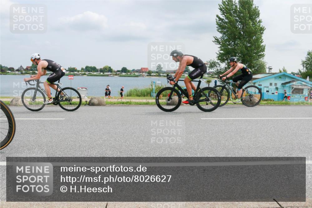 21.06.2025 - 27. Vierlanden-Triathlon H.Heesch http://msf.ph/oto/8026627 15.06.2025 12:14:19 Radfahren 741, 942, 1029, 1030, 1031, 1032, 1033 meine-sportfotos.de