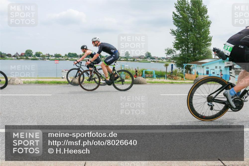 21.06.2025 - 27. Vierlanden-Triathlon H.Heesch http://msf.ph/oto/8026640 15.06.2025 12:14:19 Radfahren 741, 942, 1029, 1030, 1031, 1032, 1033 meine-sportfotos.de