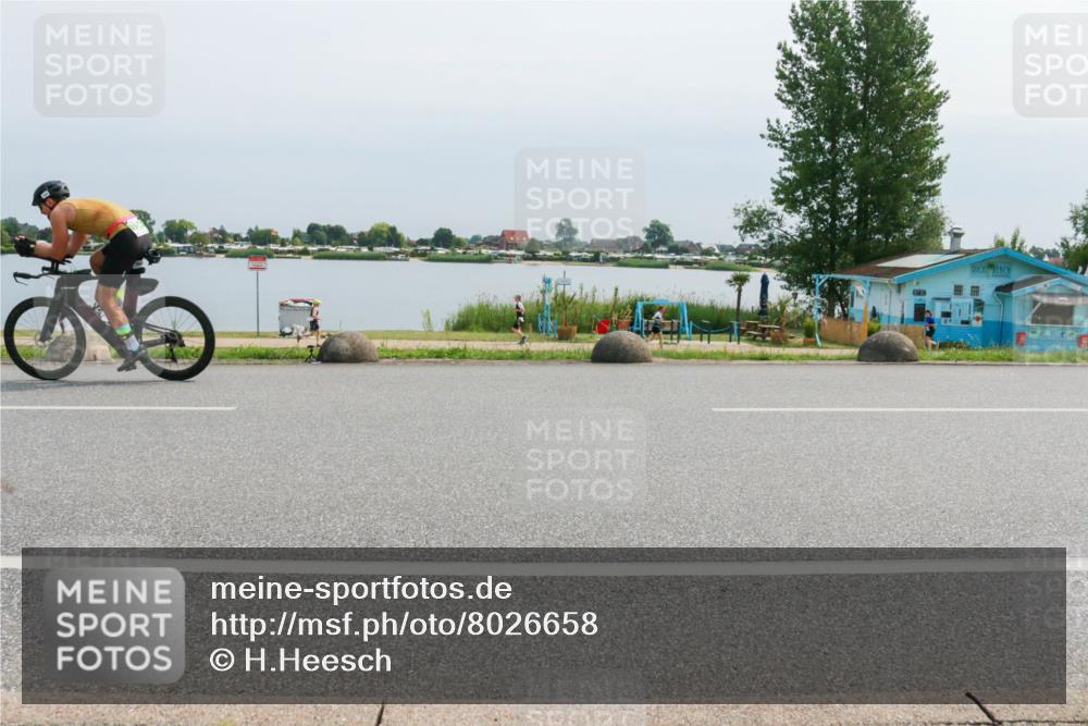 21.06.2025 - 27. Vierlanden-Triathlon H.Heesch http://msf.ph/oto/8026658 15.06.2025 11:18:54 Radfahren 745, 754, 832, 863 meine-sportfotos.de