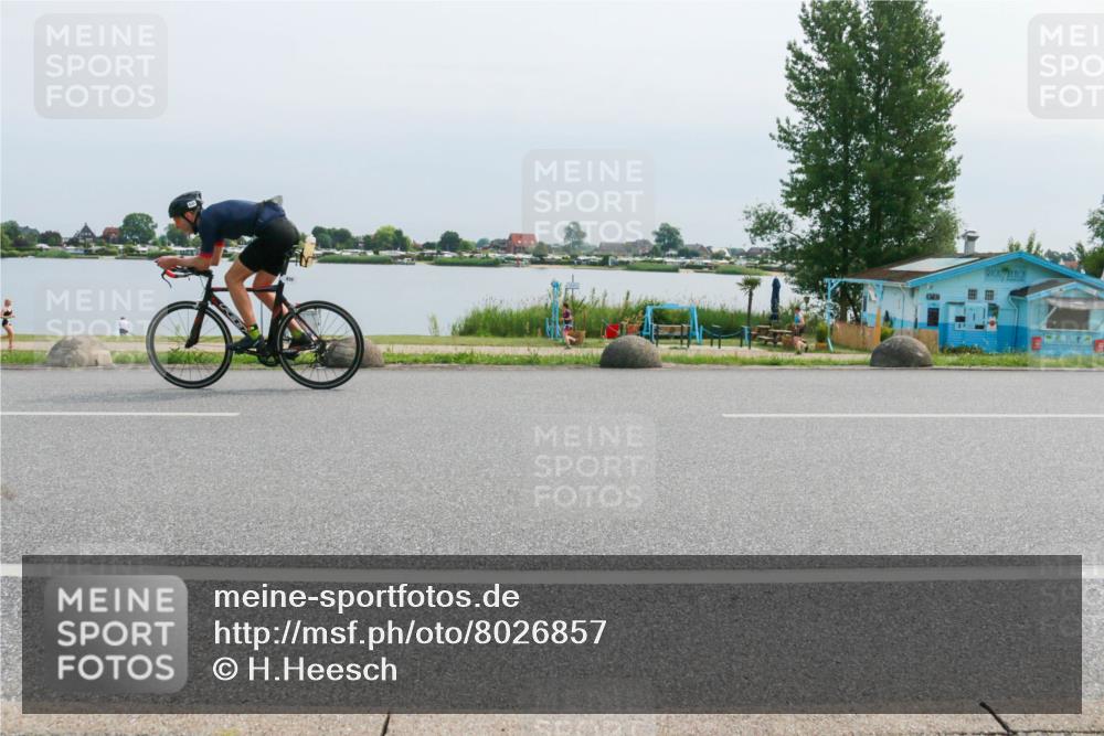 21.06.2025 - 27. Vierlanden-Triathlon H.Heesch http://msf.ph/oto/8026857 15.06.2025 11:19:41 Radfahren 205, 835 meine-sportfotos.de