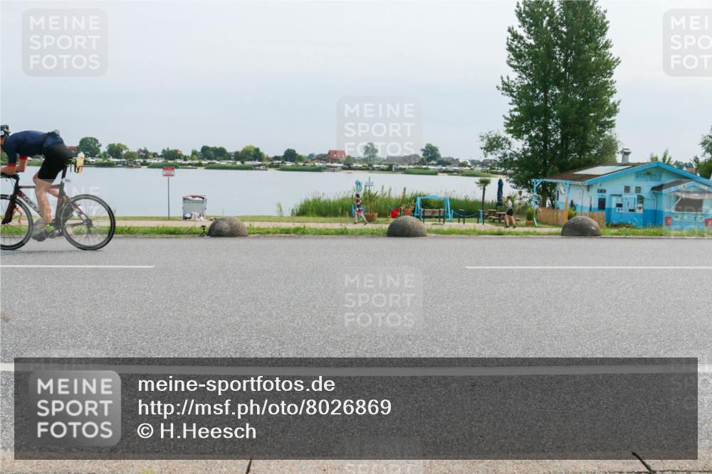 21.06.2025 - 27. Vierlanden-Triathlon H.Heesch http://msf.ph/oto/8026869 15.06.2025 11:19:41 Radfahren 205, 835 meine-sportfotos.de