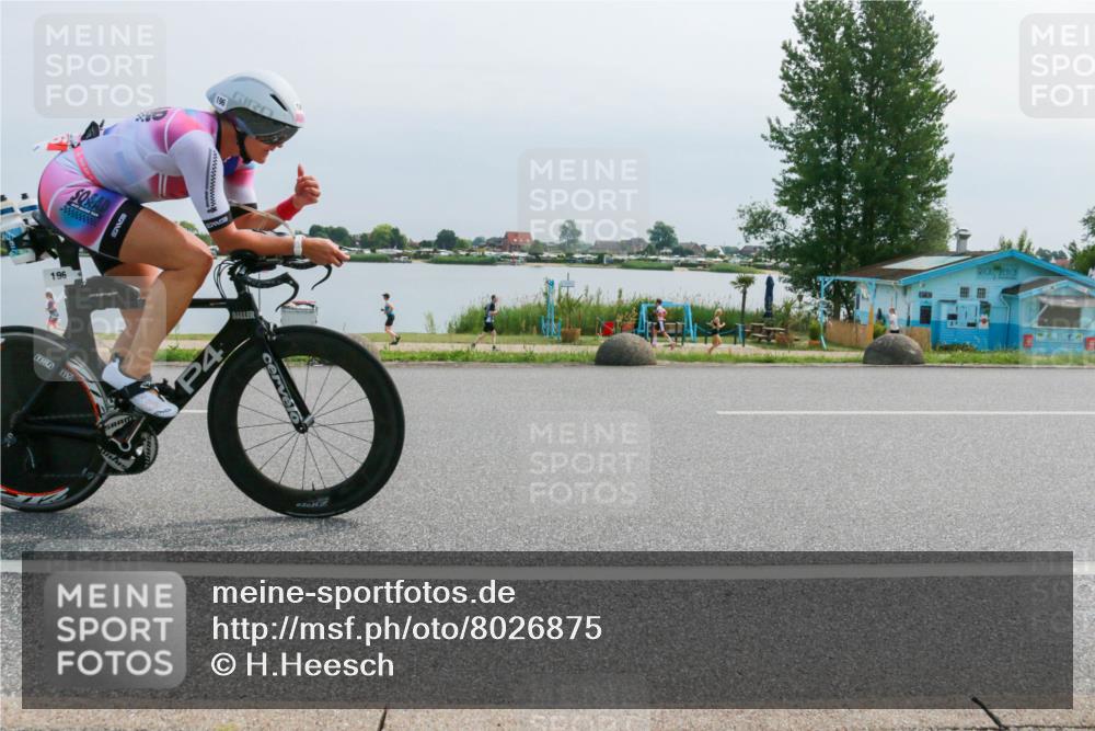 21.06.2025 - 27. Vierlanden-Triathlon H.Heesch http://msf.ph/oto/8026875 15.06.2025 11:19:47 Radfahren 196, 835 meine-sportfotos.de