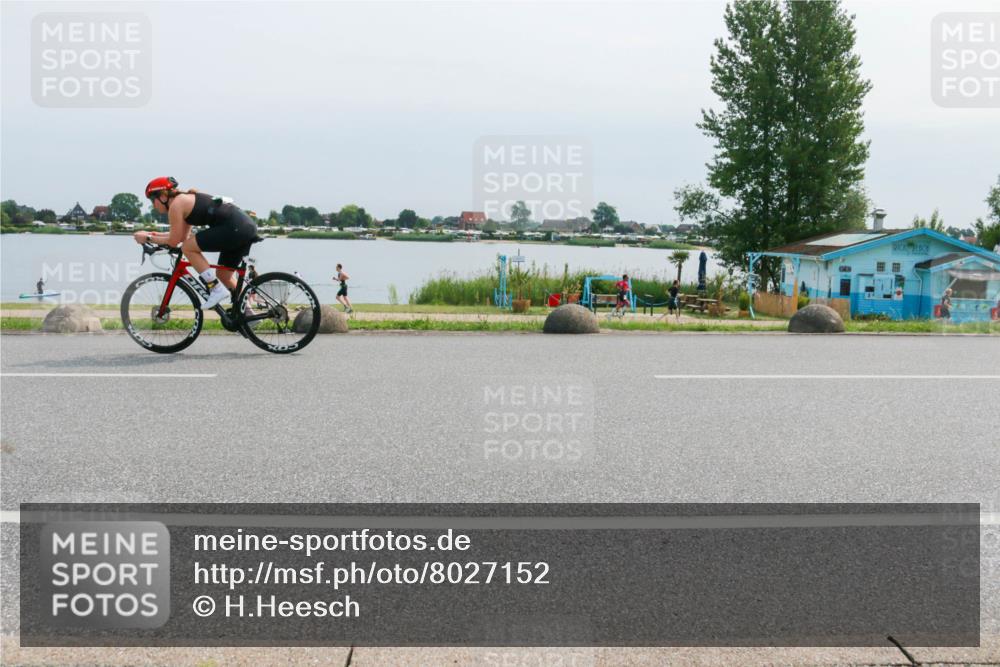 21.06.2025 - 27. Vierlanden-Triathlon H.Heesch http://msf.ph/oto/8027152 15.06.2025 11:20:50 Radfahren 237, 952, 962 meine-sportfotos.de