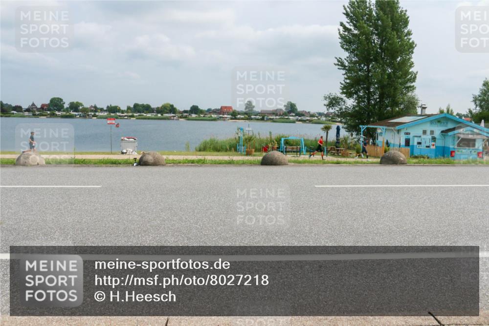 21.06.2025 - 27. Vierlanden-Triathlon H.Heesch http://msf.ph/oto/8027218 15.06.2025 12:19:36 Radfahren 637, 646, 647, 947, 953 meine-sportfotos.de