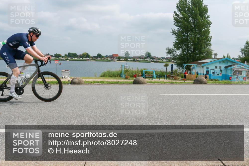 21.06.2025 - 27. Vierlanden-Triathlon H.Heesch http://msf.ph/oto/8027248 15.06.2025 12:19:37 Radfahren 637, 646, 647, 855, 953 meine-sportfotos.de