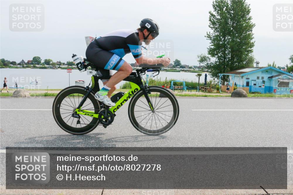 21.06.2025 - 27. Vierlanden-Triathlon H.Heesch http://msf.ph/oto/8027278 15.06.2025 11:21:05 Radfahren 93, 142, 856 meine-sportfotos.de