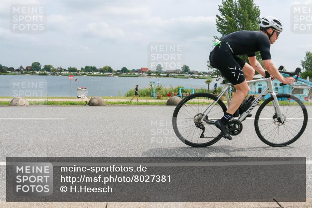 21.06.2025 - 27. Vierlanden-Triathlon H.Heesch http://msf.ph/oto/8027381 15.06.2025 12:19:40 Radfahren 637, 646, 647, 844, 855, 953 meine-sportfotos.de