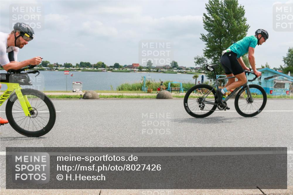 21.06.2025 - 27. Vierlanden-Triathlon H.Heesch http://msf.ph/oto/8027426 15.06.2025 12:19:41 Radfahren 646, 647, 844, 855, 953 meine-sportfotos.de
