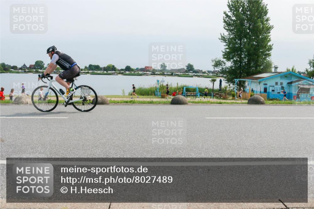 21.06.2025 - 27. Vierlanden-Triathlon H.Heesch http://msf.ph/oto/8027489 15.06.2025 11:22:00 Radfahren 133, 843 meine-sportfotos.de