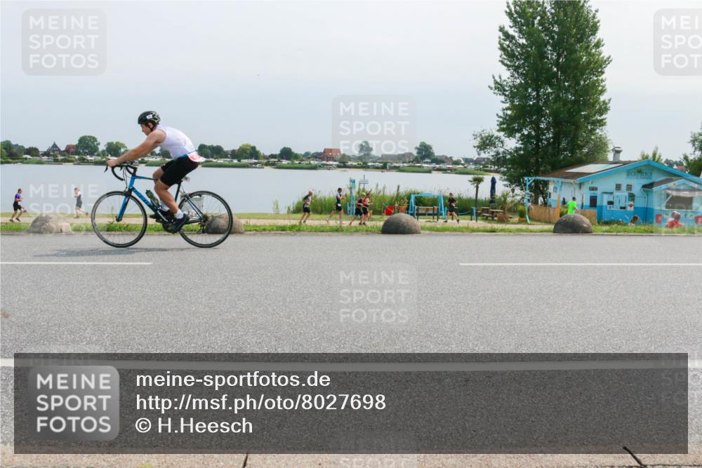 21.06.2025 - 27. Vierlanden-Triathlon H.Heesch http://msf.ph/oto/8027698 15.06.2025 11:22:19 Radfahren 19, 207 meine-sportfotos.de