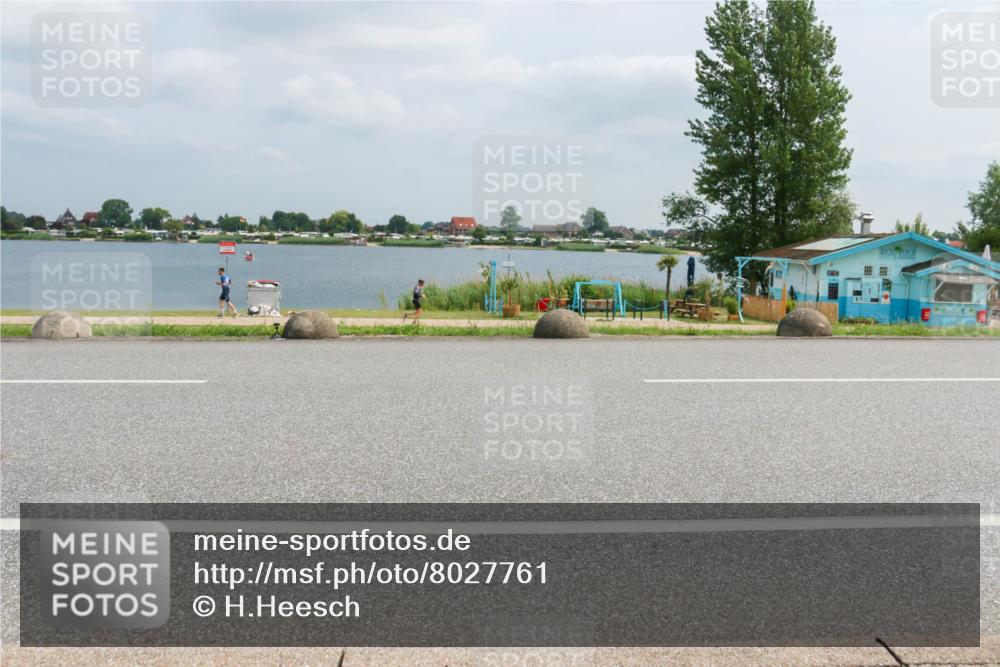 21.06.2025 - 27. Vierlanden-Triathlon H.Heesch http://msf.ph/oto/8027761 15.06.2025 12:19:48 Radfahren 678, 743, 903 meine-sportfotos.de