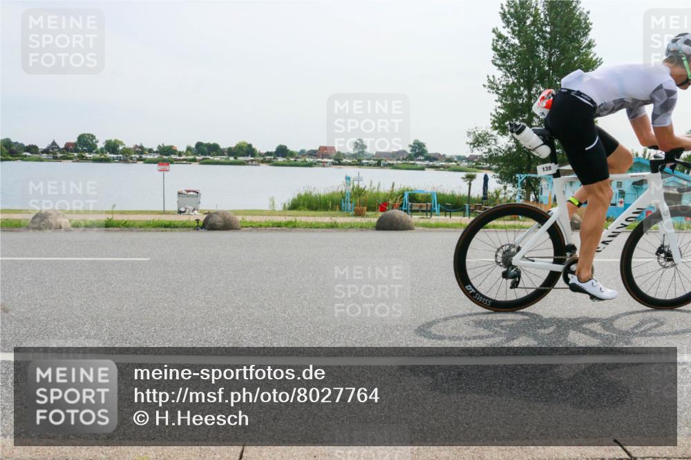 15.06.2025 - 27. Vierlanden-Triathlon H.Heesch http://msf.ph/oto/8027764 15.06.2025 10:28:35 Radfahren 138, 519, 532, 535, 569 meine-sportfotos.de