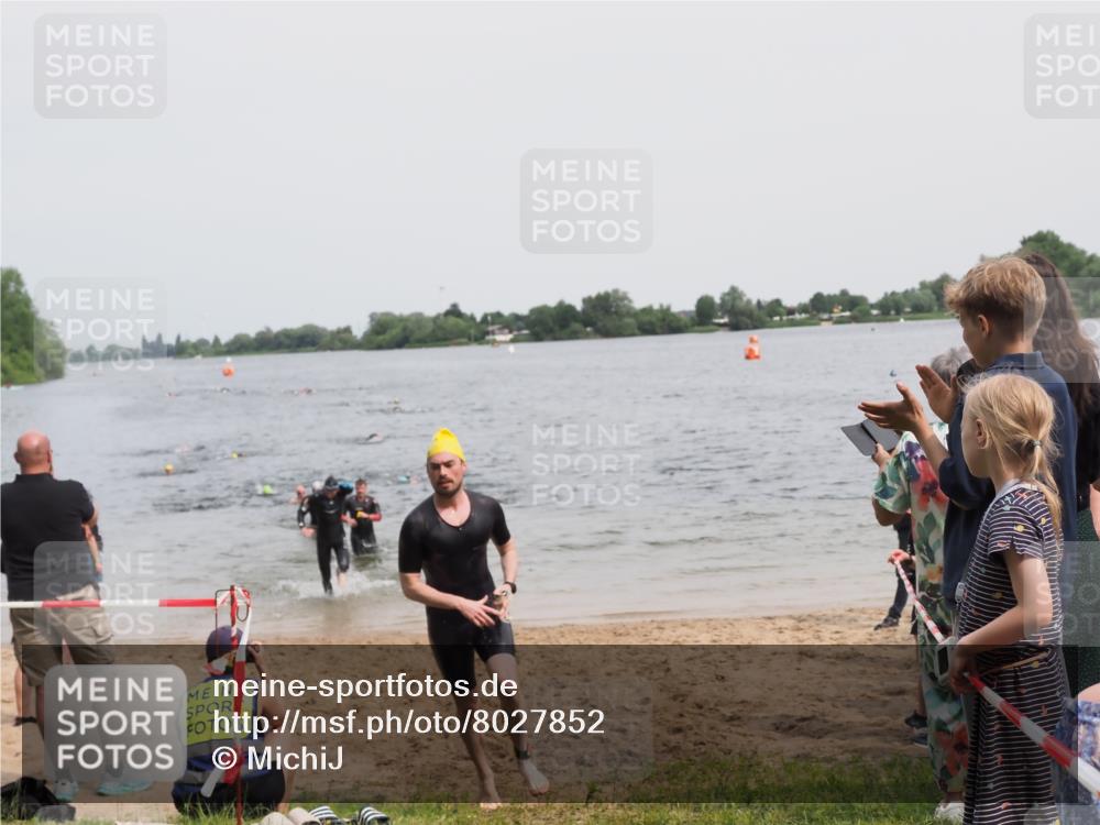 21.06.2025 - 27. Vierlanden-Triathlon MichiJ http://msf.ph/oto/8027852 15.06.2026 10:58:18 Schwimmen 710, 762, 769 meine-sportfotos.de