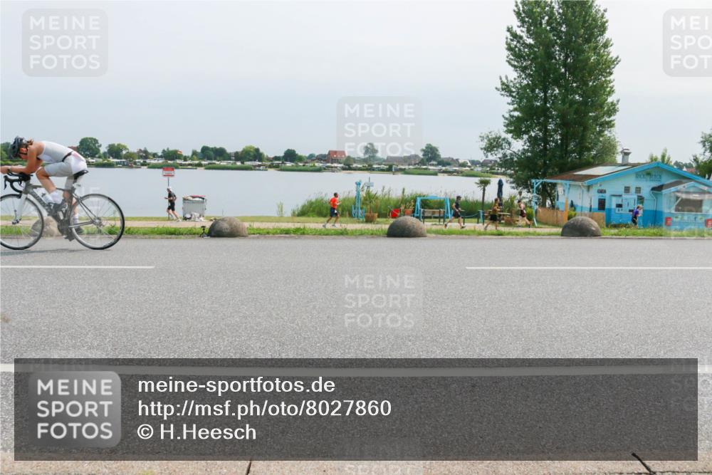 21.06.2025 - 27. Vierlanden-Triathlon H.Heesch http://msf.ph/oto/8027860 15.06.2025 11:22:30 Radfahren 198, 218, 920 meine-sportfotos.de