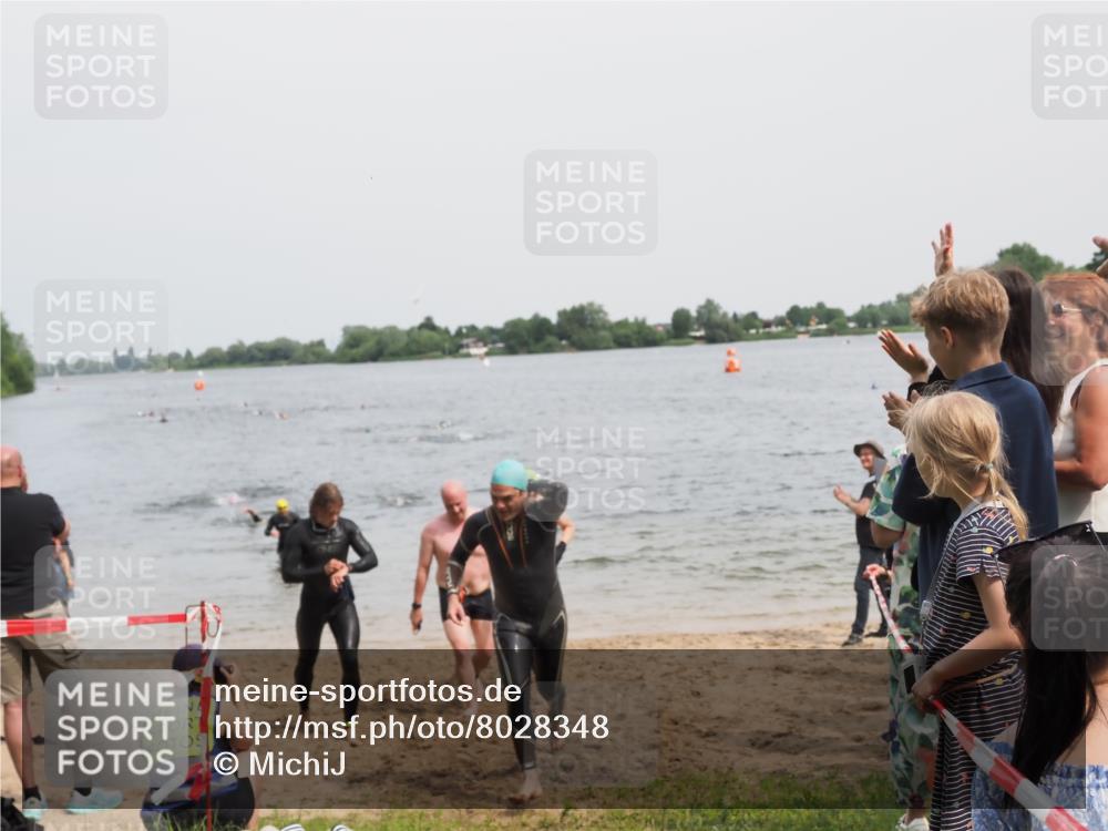 21.06.2025 - 27. Vierlanden-Triathlon MichiJ http://msf.ph/oto/8028348 15.06.2026 10:58:38 Schwimmen 636, 667, 684, 732, 747 meine-sportfotos.de