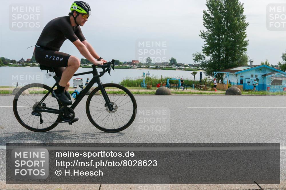 21.06.2025 - 27. Vierlanden-Triathlon H.Heesch http://msf.ph/oto/8028623 15.06.2025 11:25:07 Radfahren 22, 29, 81, 970 meine-sportfotos.de