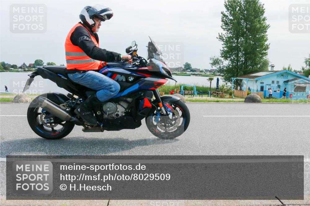 21.06.2025 - 27. Vierlanden-Triathlon H.Heesch http://msf.ph/oto/8029509 15.06.2025 11:28:19 Radfahren  meine-sportfotos.de