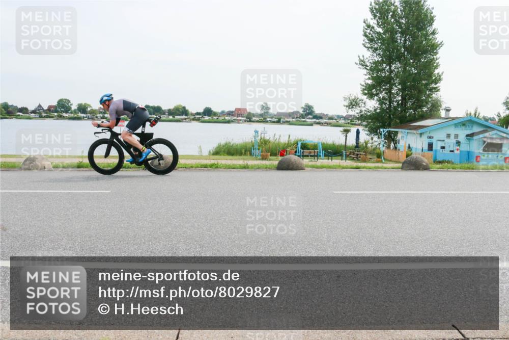 15.06.2025 - 27. Vierlanden-Triathlon H.Heesch http://msf.ph/oto/8029827 15.06.2025 10:31:23 Radfahren 2, 178, 335 meine-sportfotos.de