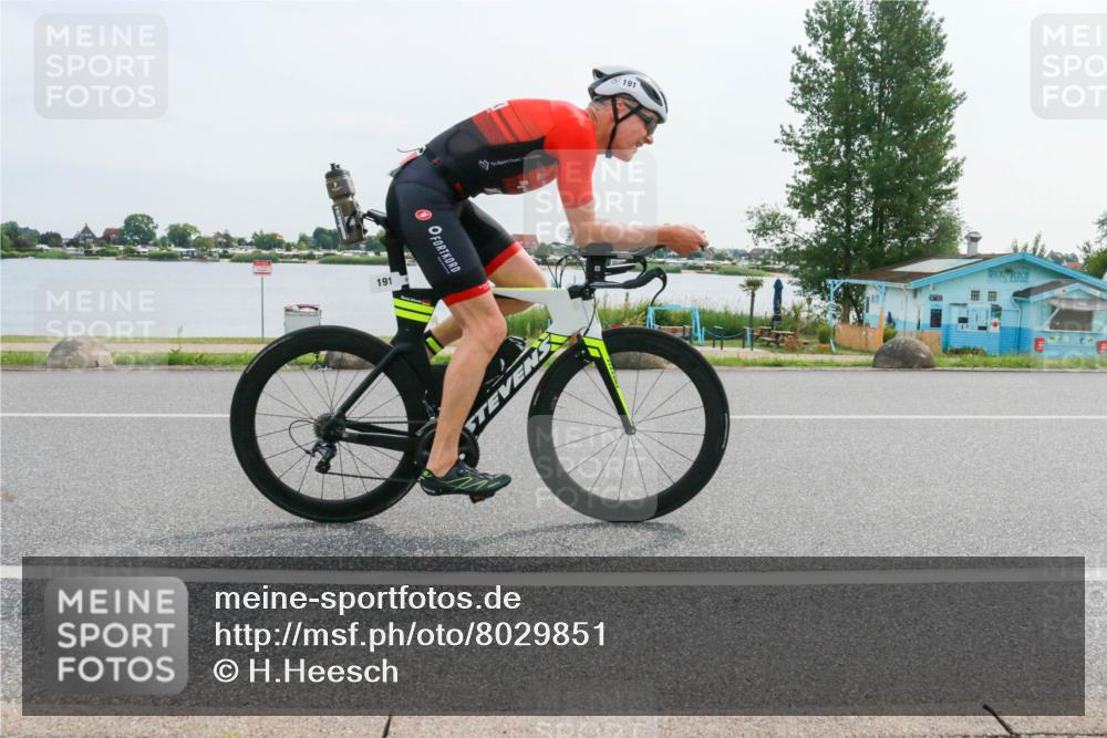 15.06.2025 - 27. Vierlanden-Triathlon H.Heesch http://msf.ph/oto/8029851 15.06.2025 10:31:34 Radfahren 191, 231 meine-sportfotos.de