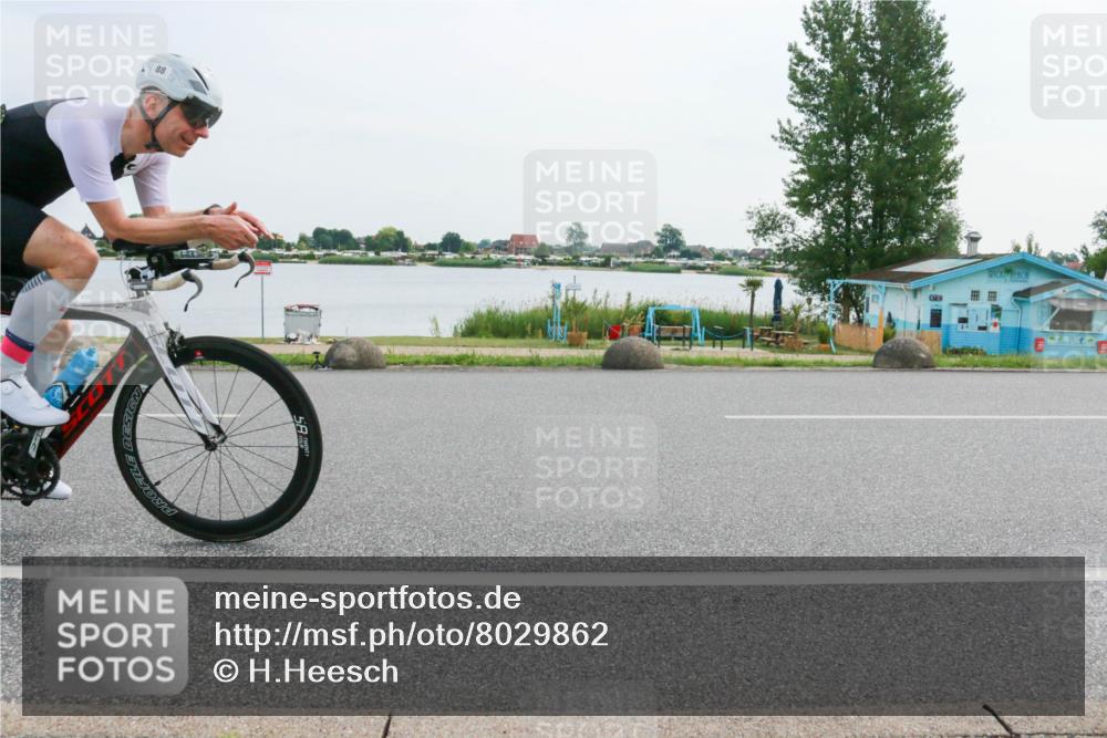 15.06.2025 - 27. Vierlanden-Triathlon H.Heesch http://msf.ph/oto/8029862 15.06.2025 10:31:51 Radfahren 88, 280 meine-sportfotos.de