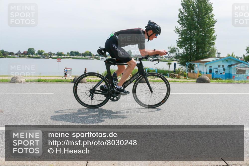 21.06.2025 - 27. Vierlanden-Triathlon H.Heesch http://msf.ph/oto/8030248 15.06.2025 11:30:48 Radfahren 712, 749, 875 meine-sportfotos.de