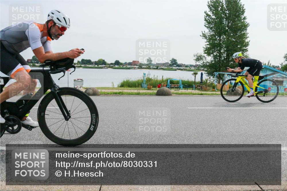 15.06.2025 - 27. Vierlanden-Triathlon H.Heesch http://msf.ph/oto/8030331 15.06.2025 10:32:57 Radfahren 145, 222, 307, 503 meine-sportfotos.de