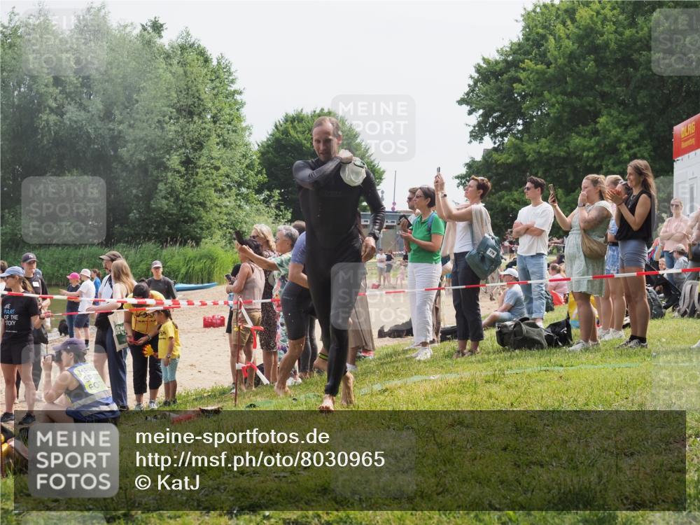 15.06.2025 - 27. Vierlanden-Triathlon KatJ http://msf.ph/oto/8030965 15.06.2025 11:08:41 Schwimmen 671, 703, 719, 720, 750, 820, 836, 863 meine-sportfotos.de