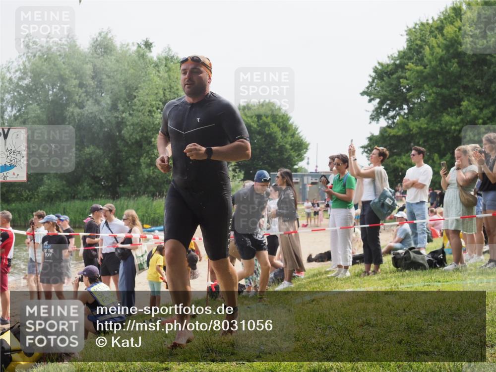 15.06.2025 - 27. Vierlanden-Triathlon KatJ http://msf.ph/oto/8031056 15.06.2025 11:08:47 Schwimmen 671, 703, 719, 720, 852, 863 meine-sportfotos.de