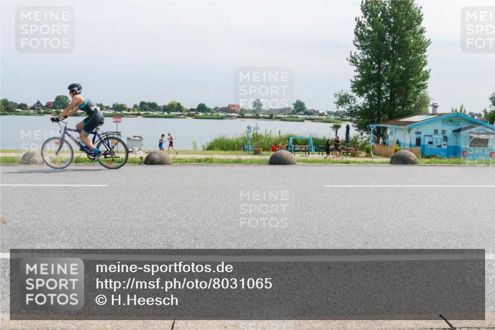 21.06.2025 - 27. Vierlanden-Triathlon H.Heesch http://msf.ph/oto/8031065 15.06.2025 11:32:11 Radfahren 144, 892 meine-sportfotos.de
