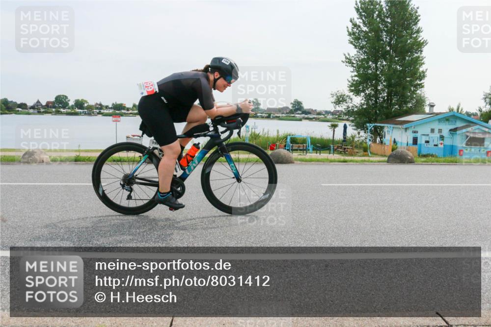 15.06.2025 - 27. Vierlanden-Triathlon H.Heesch http://msf.ph/oto/8031412 15.06.2025 10:35:49 Radfahren 21, 134, 199 meine-sportfotos.de