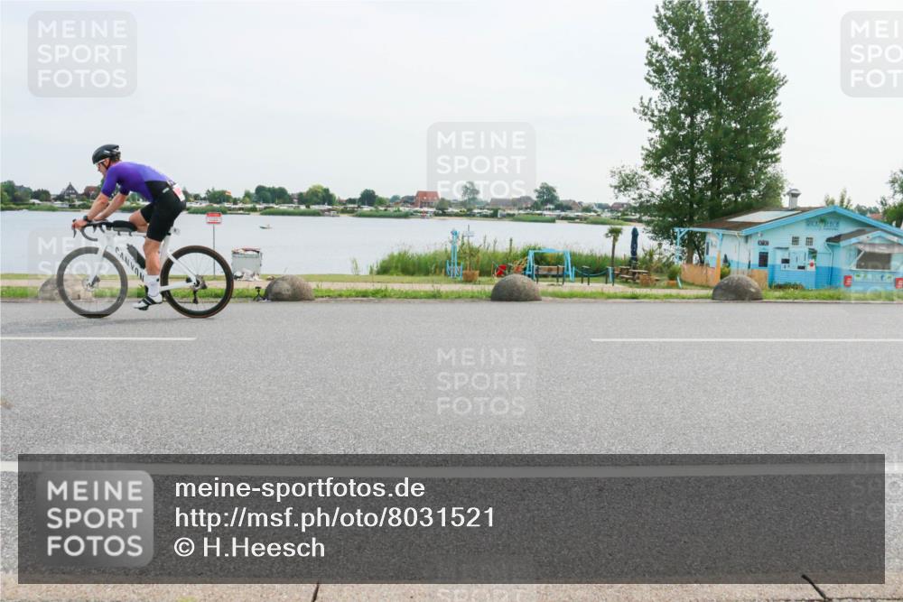 15.06.2025 - 27. Vierlanden-Triathlon H.Heesch http://msf.ph/oto/8031521 15.06.2025 10:36:31 Radfahren 5, 531 meine-sportfotos.de
