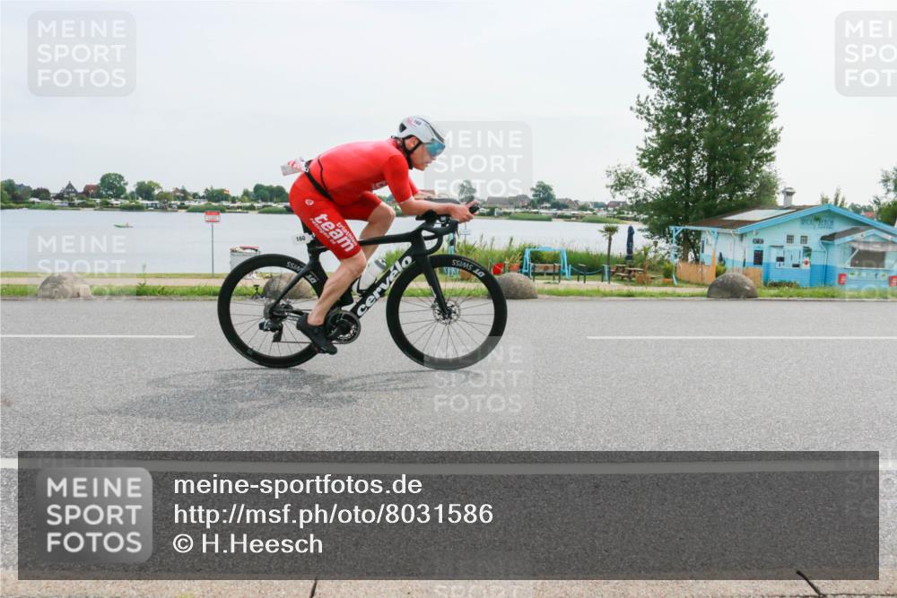15.06.2025 - 27. Vierlanden-Triathlon H.Heesch http://msf.ph/oto/8031586 15.06.2025 10:37:12 Radfahren 65, 111, 160, 237, 337 meine-sportfotos.de