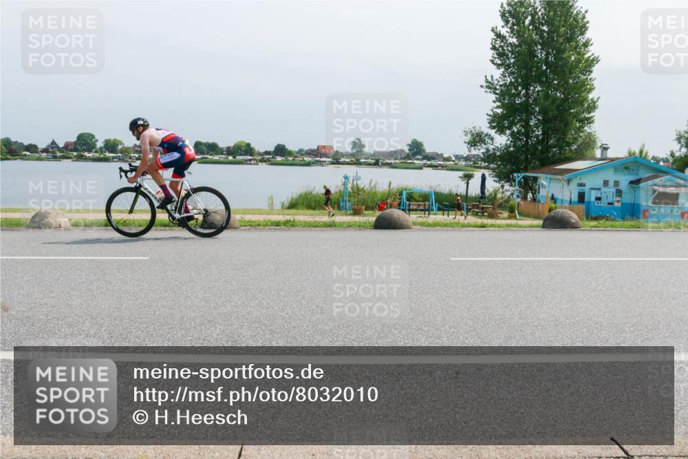 21.06.2025 - 27. Vierlanden-Triathlon H.Heesch http://msf.ph/oto/8032010 15.06.2025 11:34:41 Radfahren 740, 775, 935 meine-sportfotos.de