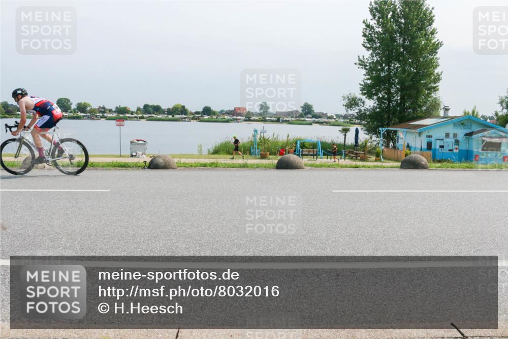 21.06.2025 - 27. Vierlanden-Triathlon H.Heesch http://msf.ph/oto/8032016 15.06.2025 11:34:41 Radfahren 740, 775, 935 meine-sportfotos.de