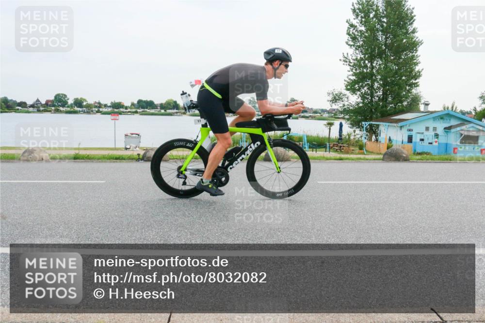 15.06.2025 - 27. Vierlanden-Triathlon H.Heesch http://msf.ph/oto/8032082 15.06.2025 10:38:54 Radfahren 17, 298 meine-sportfotos.de