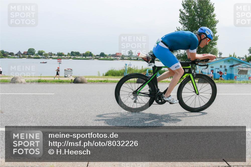 21.06.2025 - 27. Vierlanden-Triathlon H.Heesch http://msf.ph/oto/8032226 15.06.2025 11:36:07 Radfahren  meine-sportfotos.de