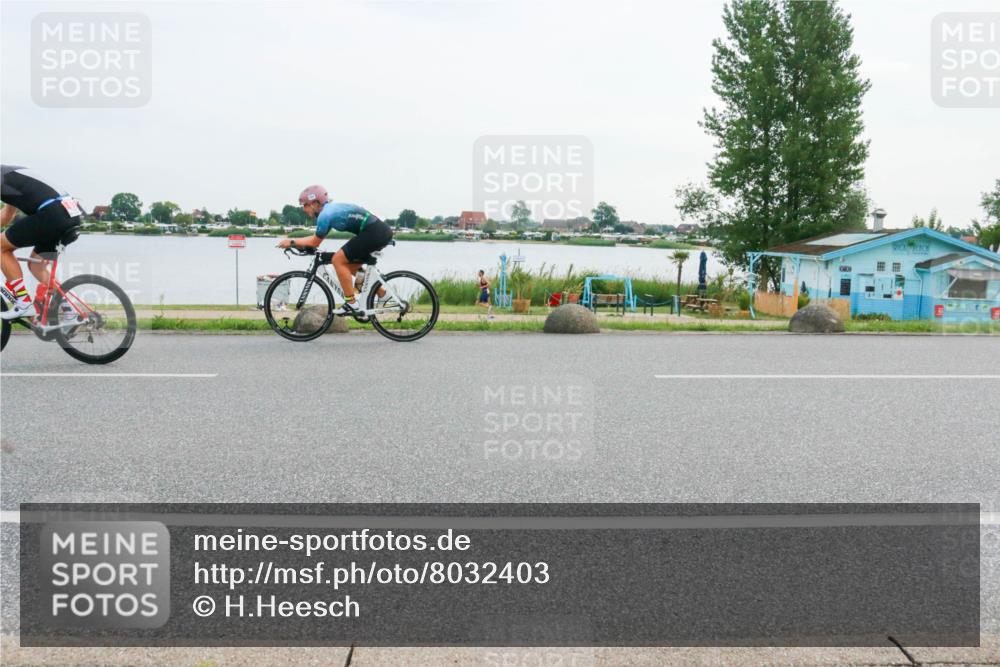 15.06.2025 - 27. Vierlanden-Triathlon H.Heesch http://msf.ph/oto/8032403 15.06.2025 10:39:34 Radfahren 59, 67, 130, 204, 281 meine-sportfotos.de