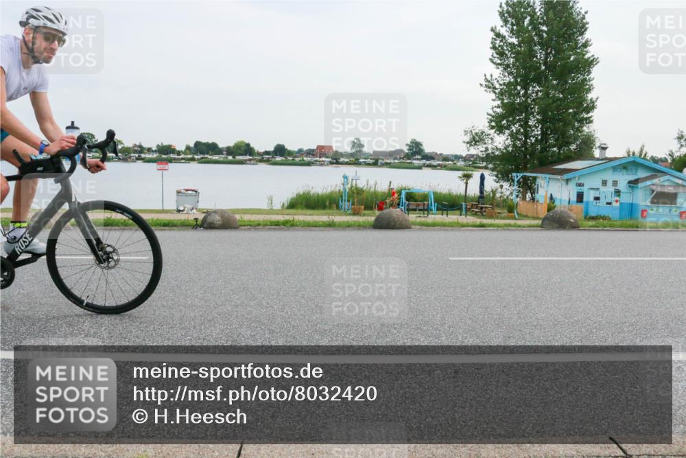 15.06.2025 - 27. Vierlanden-Triathlon H.Heesch http://msf.ph/oto/8032420 15.06.2025 10:39:42 Radfahren 3, 404 meine-sportfotos.de